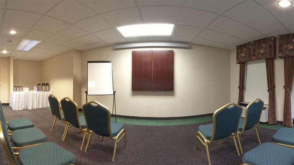 Holiday Inn Express & Suites Allentown-Dorney Park Area By Ihg Eksteriør bilde