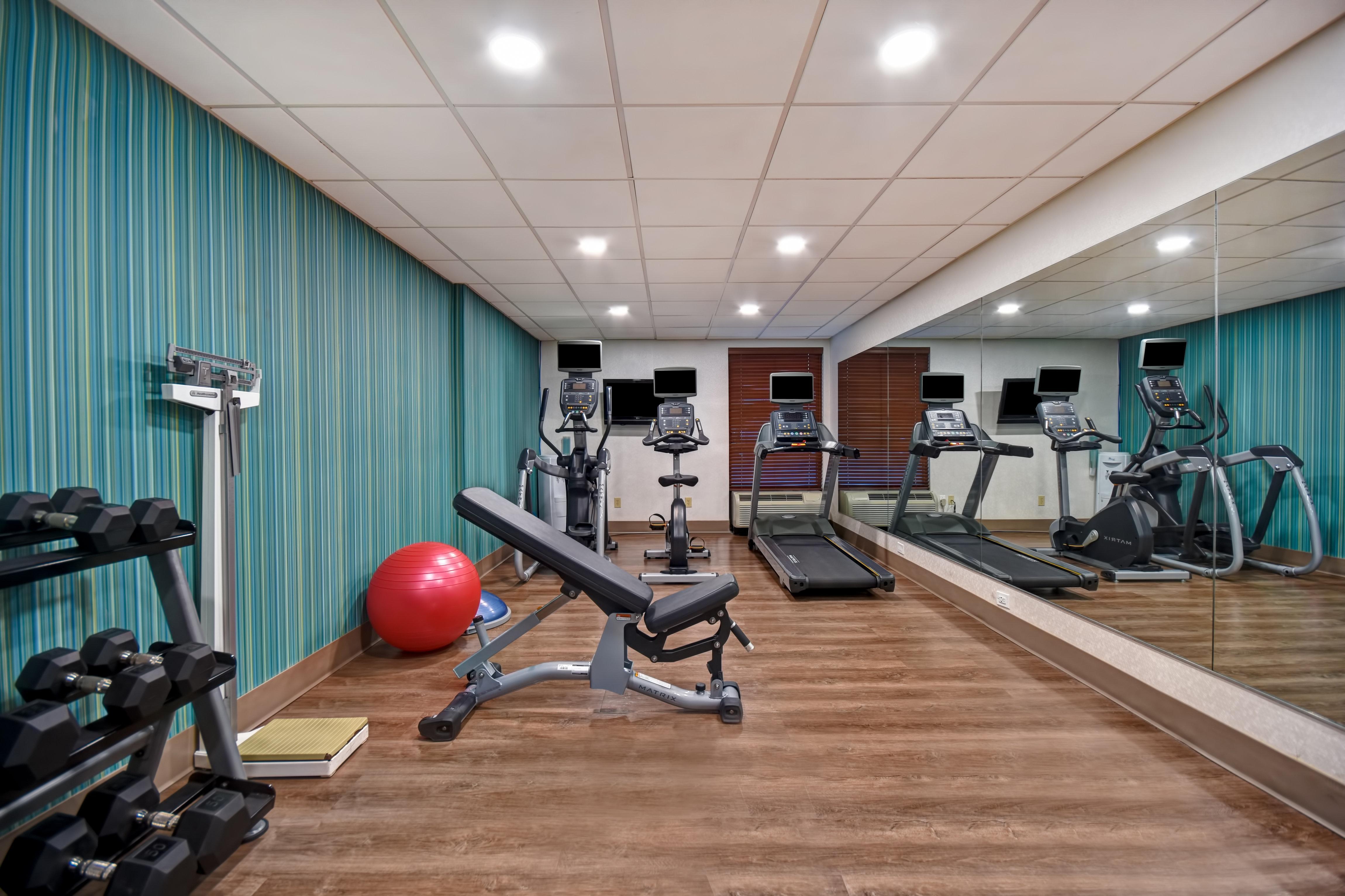 Holiday Inn Express & Suites Allentown-Dorney Park Area By Ihg Eksteriør bilde