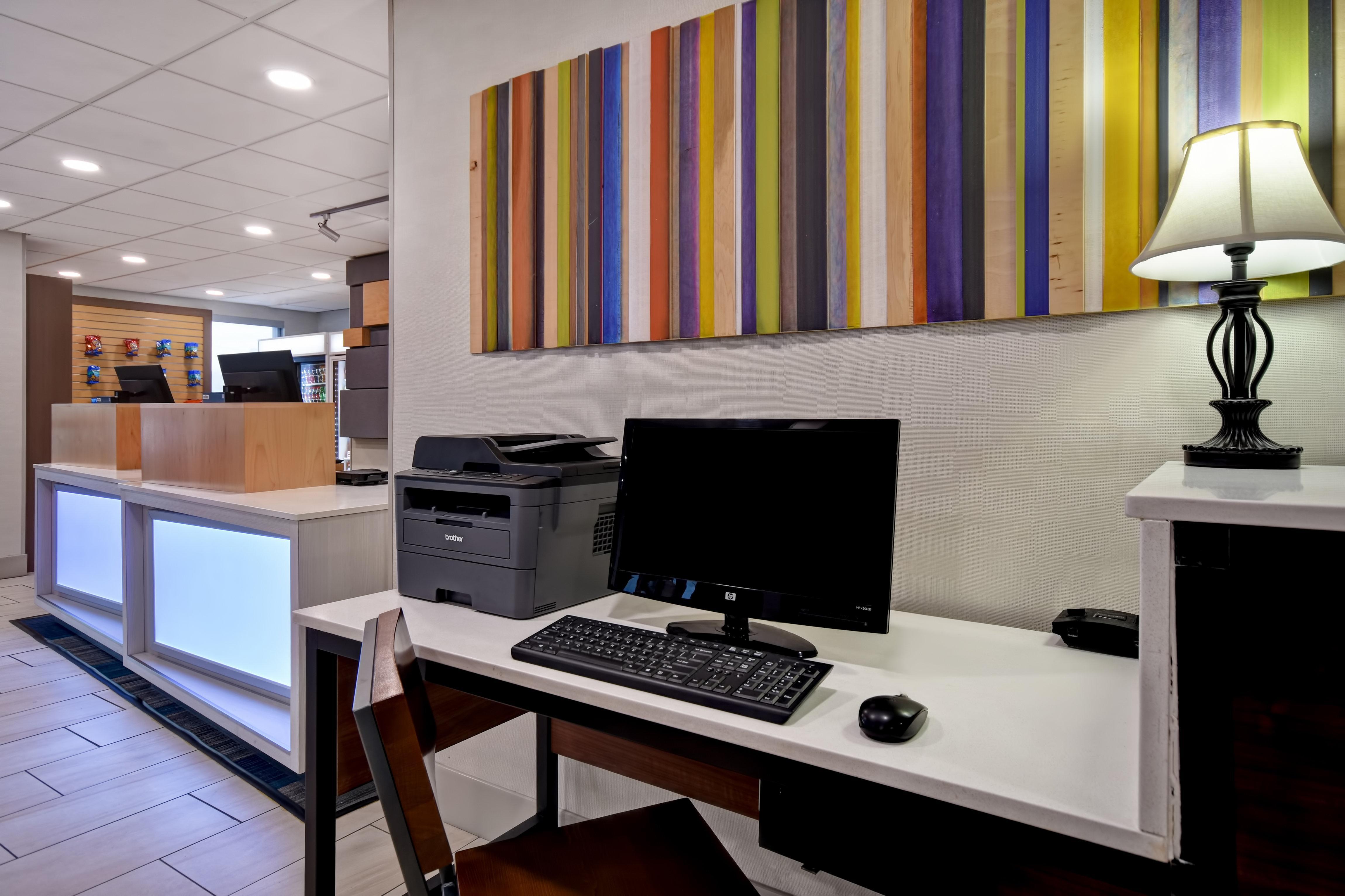 Holiday Inn Express & Suites Allentown-Dorney Park Area By Ihg Eksteriør bilde