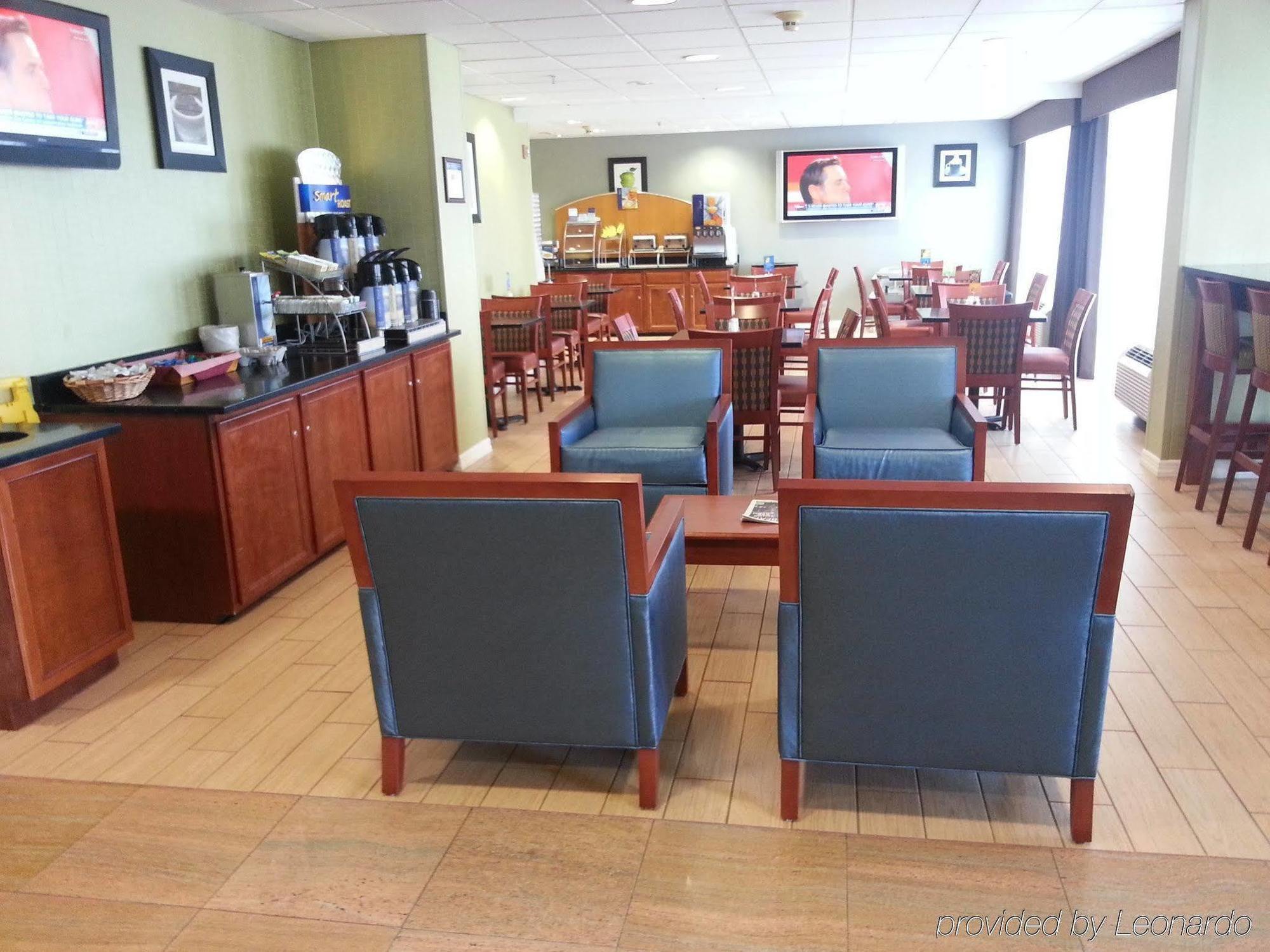 Holiday Inn Express & Suites Allentown-Dorney Park Area By Ihg Restaurant bilde
