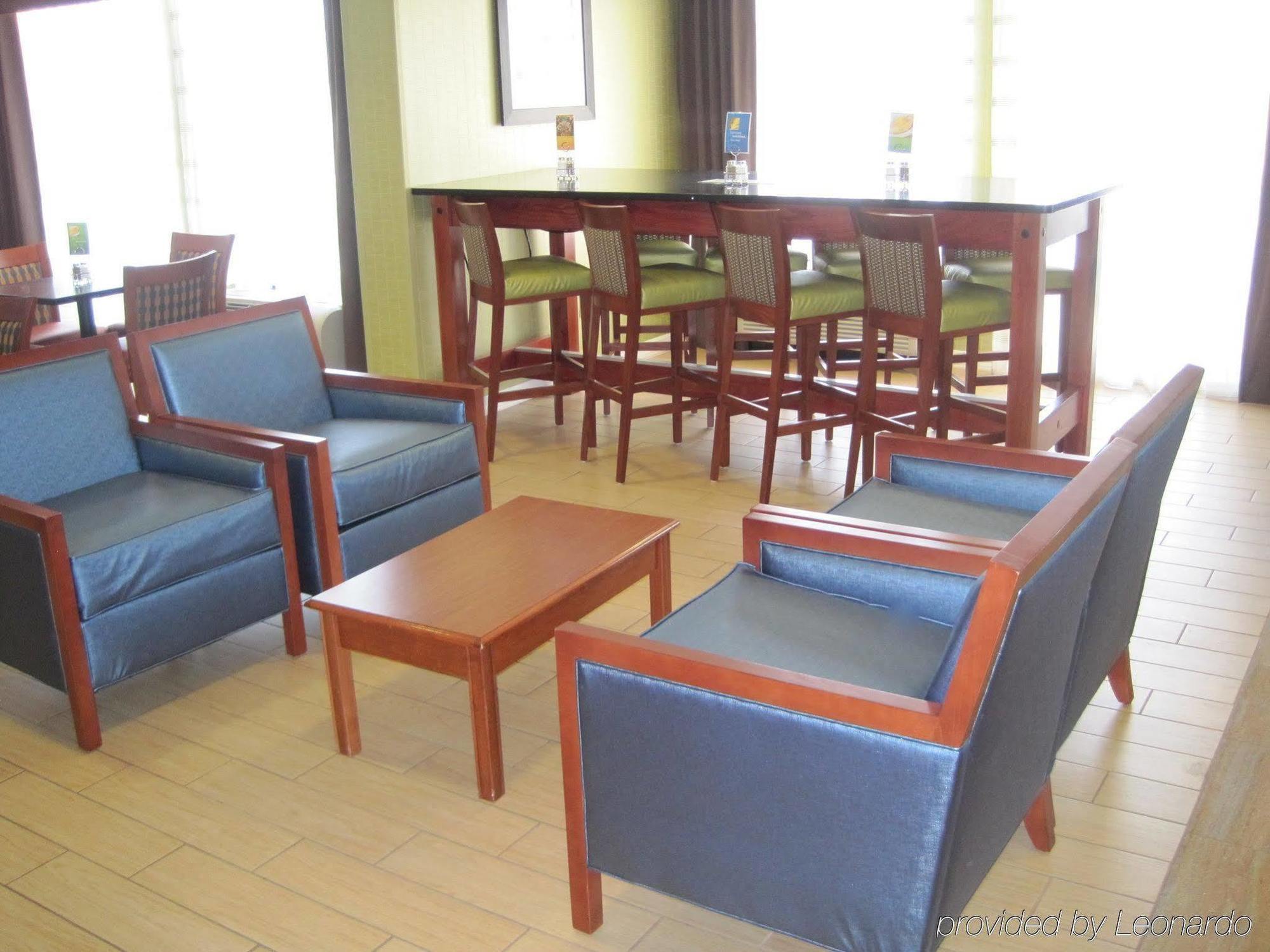 Holiday Inn Express & Suites Allentown-Dorney Park Area By Ihg Restaurant bilde